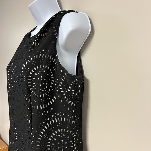 White House Black Market Sleeveless Sheath Black/White Cocktail Dress 10 - Picture 13 of 13